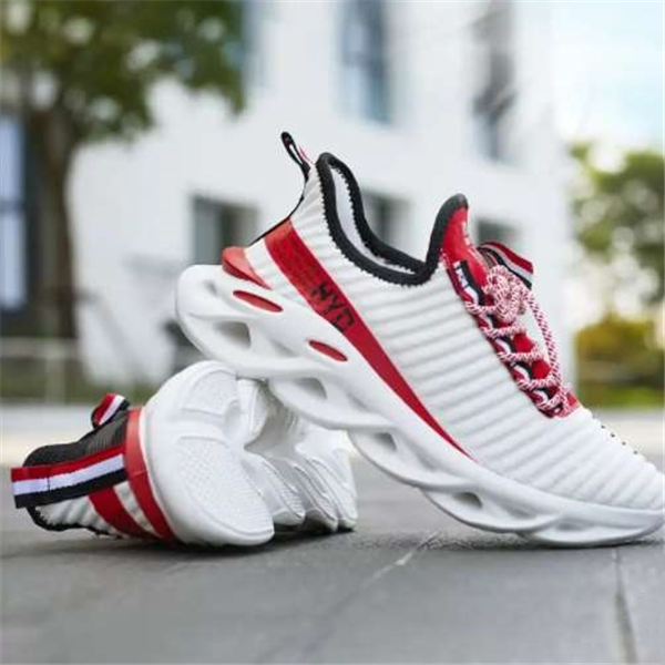 Breathable Flyknit Soft Sport Running Shoes